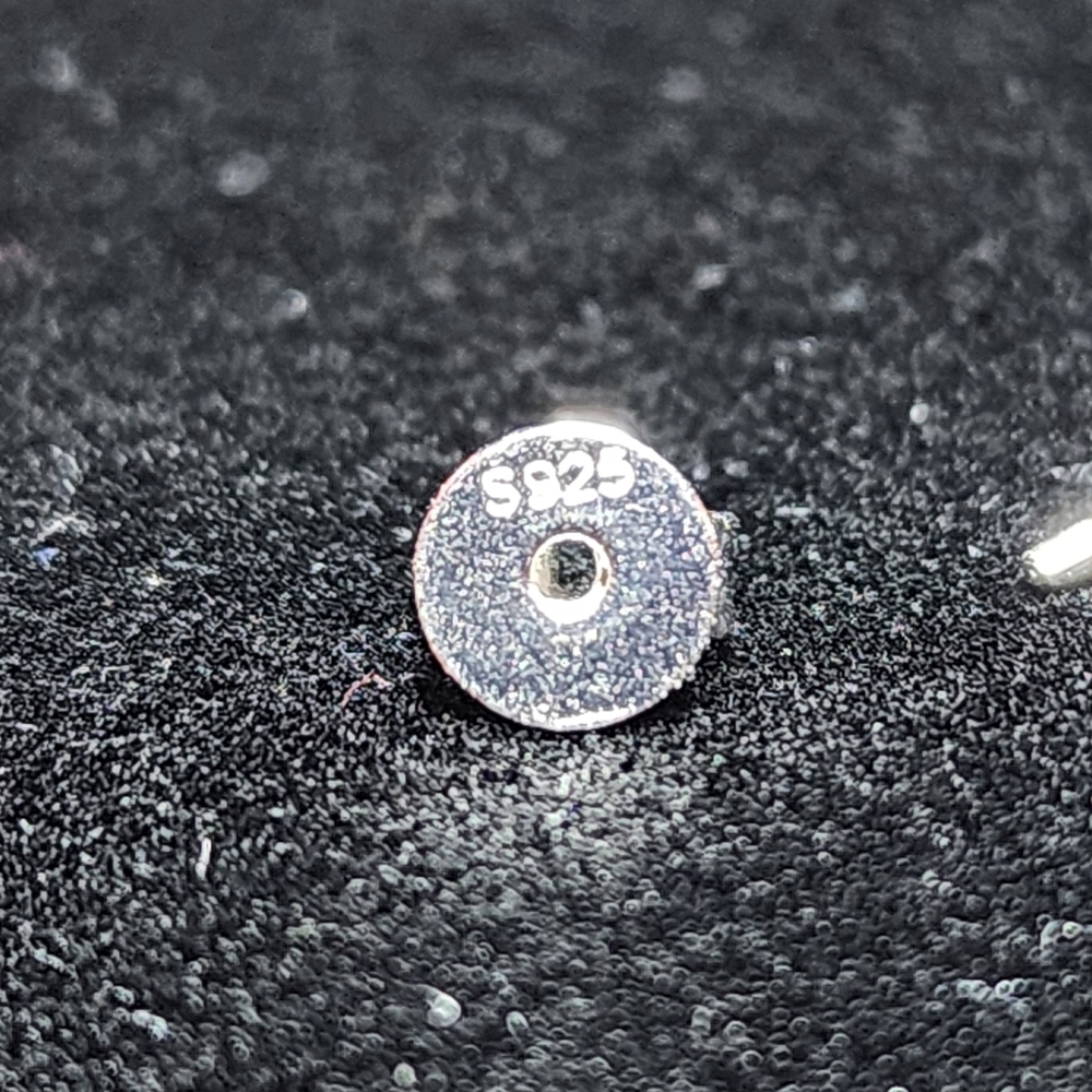 New Gorgeous 2ct Blue Moissanite Diamond Stud Earrings - Picture 11 of 12